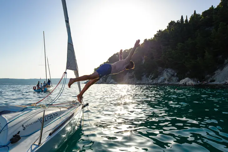 Benefits of chartering a boat in Croatia